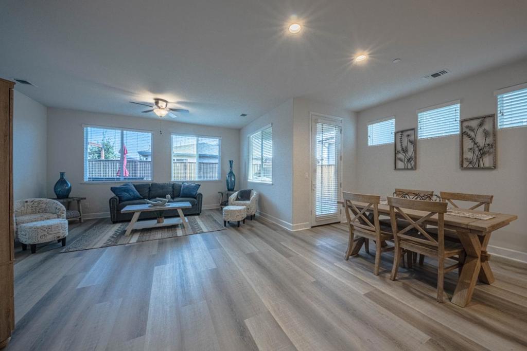 Residential for sale at 581 Segovia Drive, Hollister CA featuring 3 beds and 3 baths