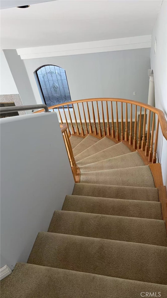 Residential Lease for rent at 11 E Rodell Place, Arcadia, Los Angeles County CA featuring 5 beds and 5 baths