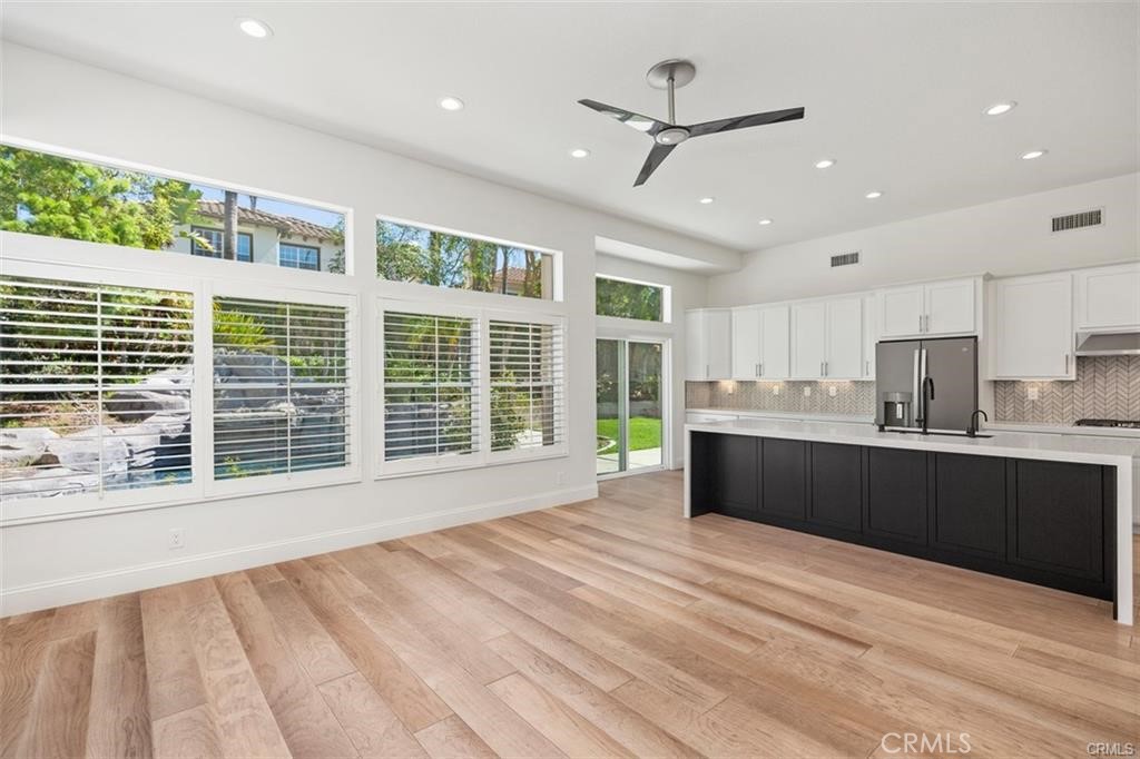 Residential Lease for rent at 2635 Palmetto, Tustin CA featuring 4 beds and 3 baths