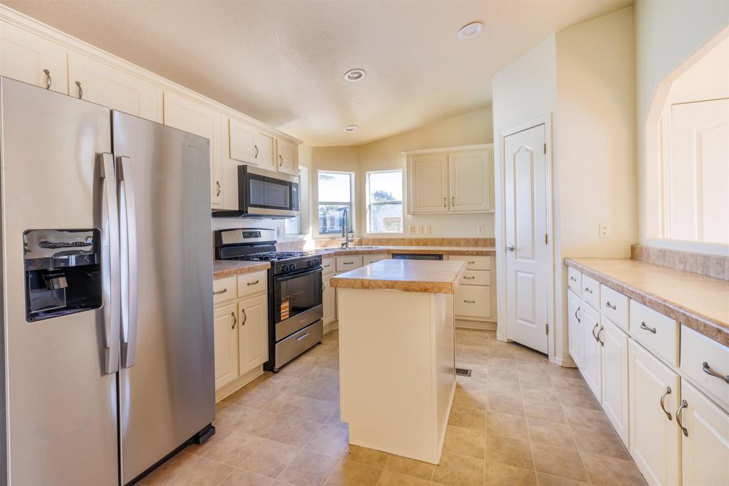 Manufactured In Park for sale at 2003 Bayview Heights Drive 102, San Diego CA featuring 3 beds and 2 baths