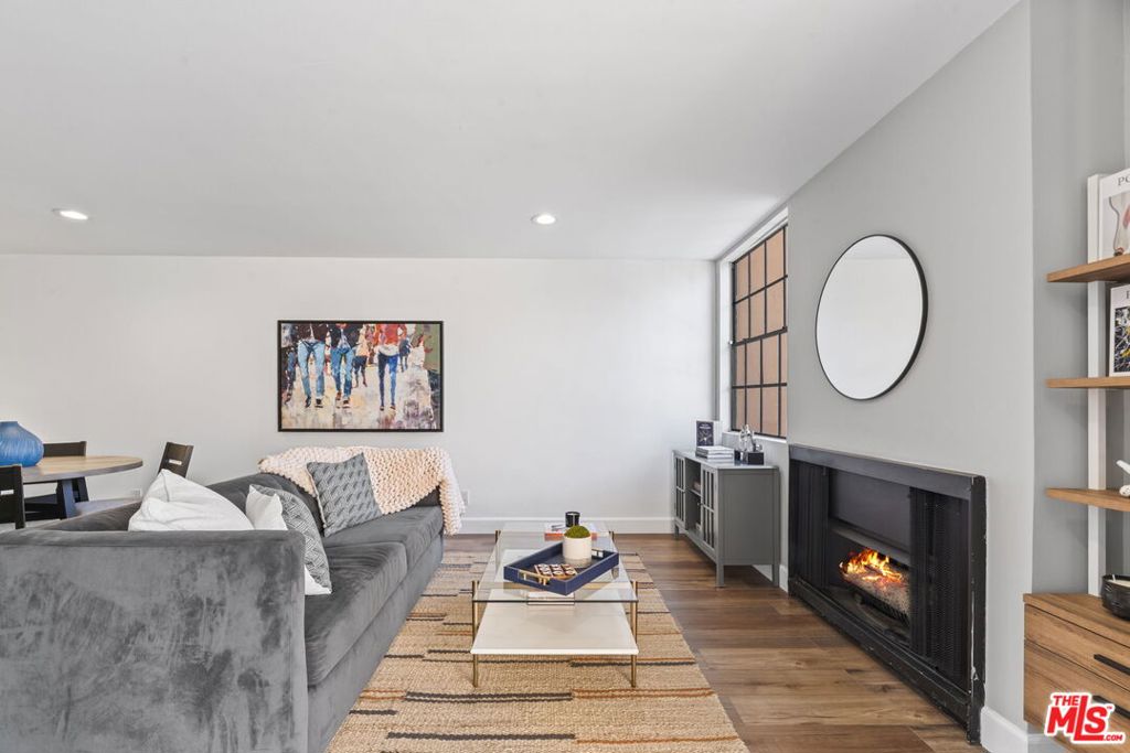Residential for sale at 750 N Kings Road 124, West Hollywood CA featuring 1 bed and 1 bath
