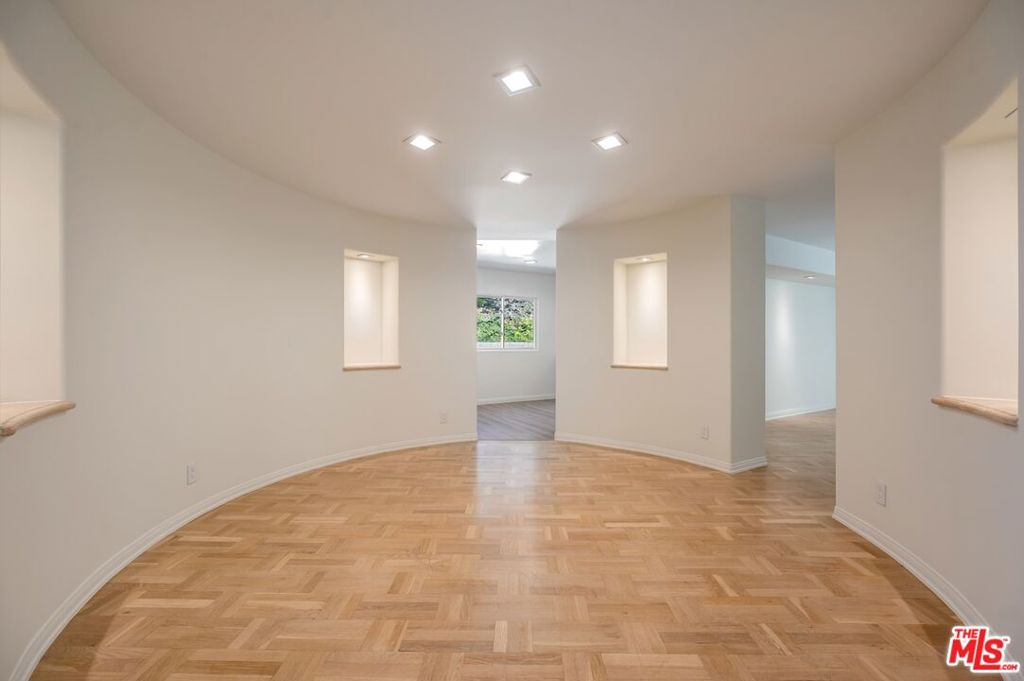 Residential Lease for rent at 1708 Clear View Drive, Beverly Hills CA featuring 4 beds and 3 baths