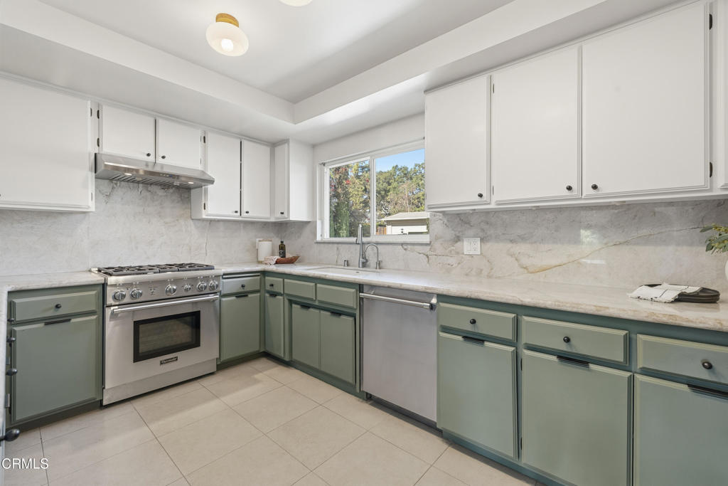 Residential for sale at 616 Groveview Lane, La Canada Flintridge CA featuring 4 beds and 4 baths