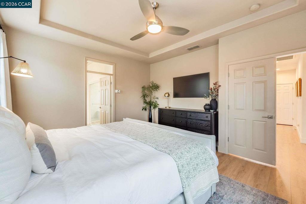 Residential for sale at 942 Monet Cir, Walnut Creek CA featuring 3 beds and 3 baths