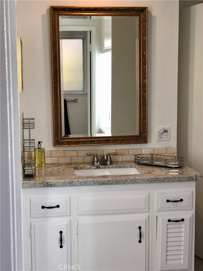 Residential Lease for rent at 2324 Via Puerta B, Laguna Woods CA featuring 2 beds and 2 baths