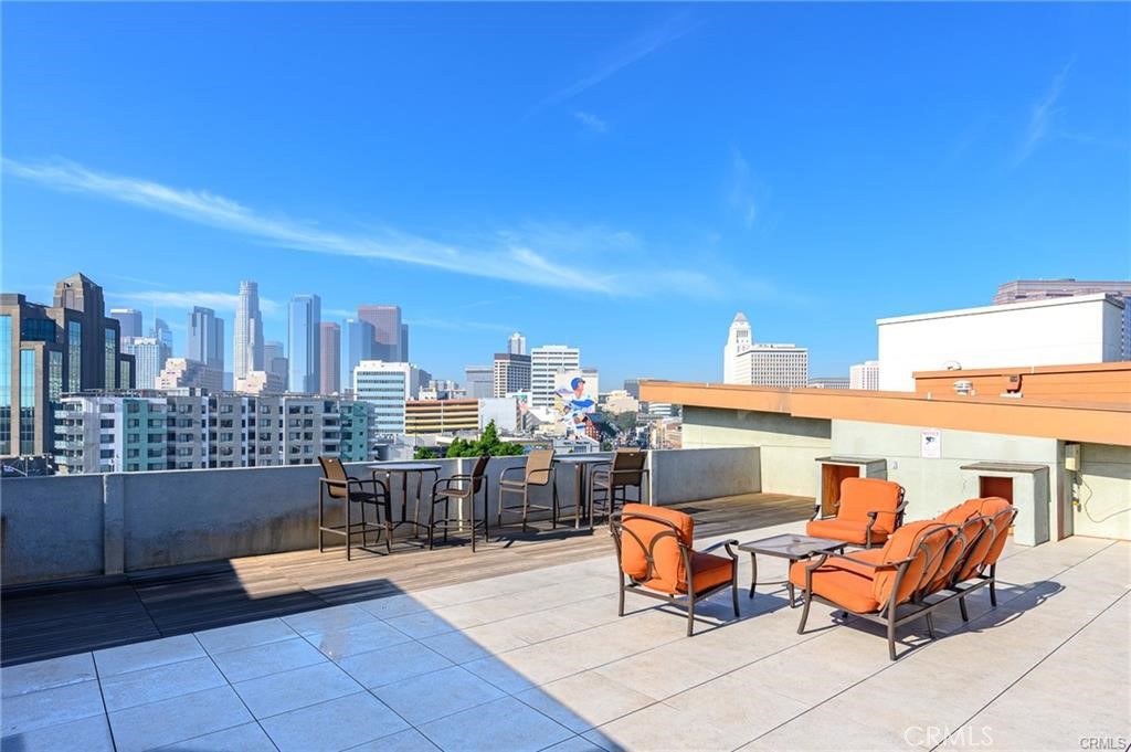 Residential Lease for rent at 100 S Alameda Street 148, Los Angeles, Los Angeles County CA featuring 2 beds and 2 baths