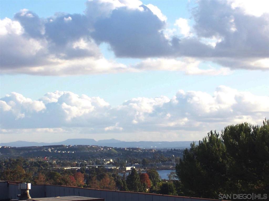 Residential Lease for rent at 6930 Hyde Park Dr. 315, San Diego, San Diego County CA featuring 1 bed and 1 bath