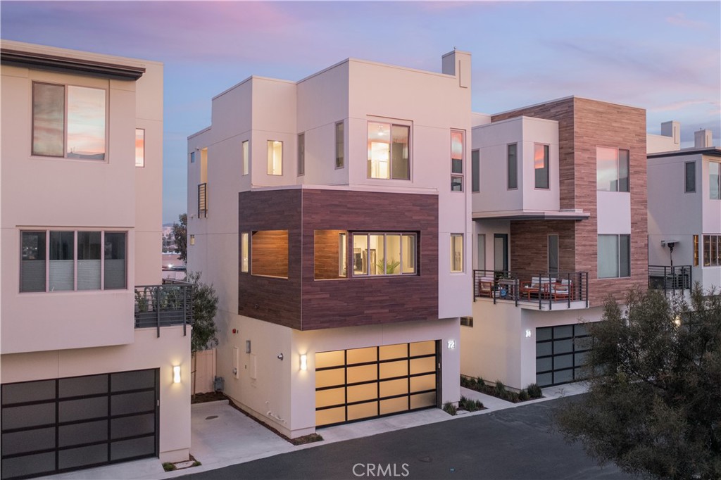 Residential Lease for rent at 72 Ebb Tide Circle, Newport Beach CA featuring 3 beds and 4 baths