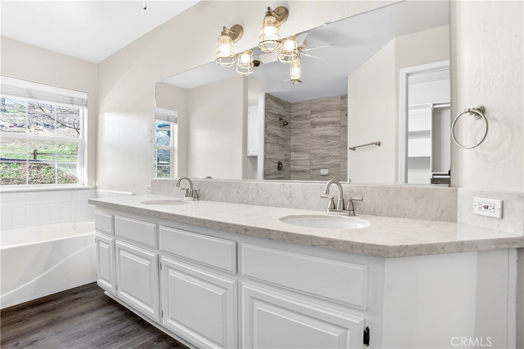 Residential for sale at 30261 Knight Court, Tehachapi CA featuring 3 beds and 2 baths