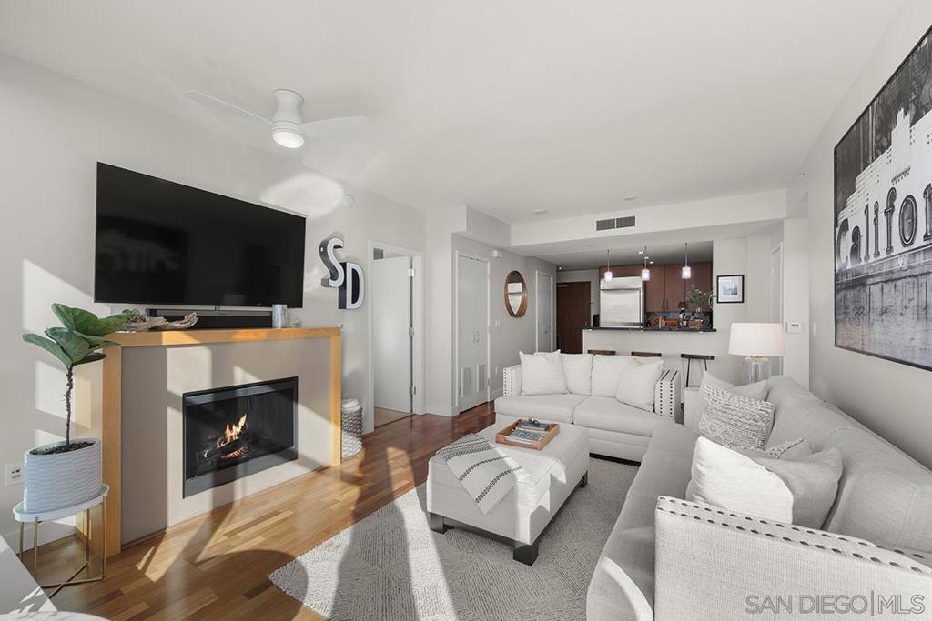 Residential for sale at 325 7th Avenue 1006, San Diego CA featuring 2 beds and 2 baths