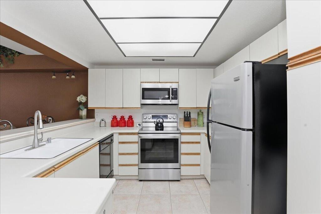 Residential for sale at 41521 Woodhaven Drive E, Palm Desert CA featuring 3 beds and 2 baths