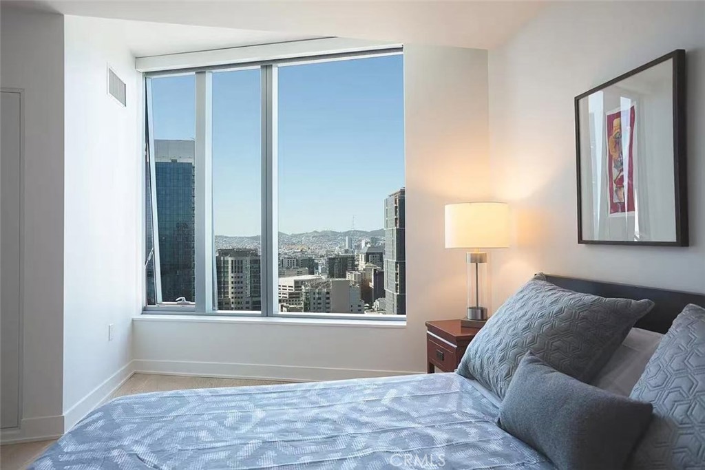 Residential for sale at 338 main st 26D, San Francisco CA featuring 1 bed and 1 bath