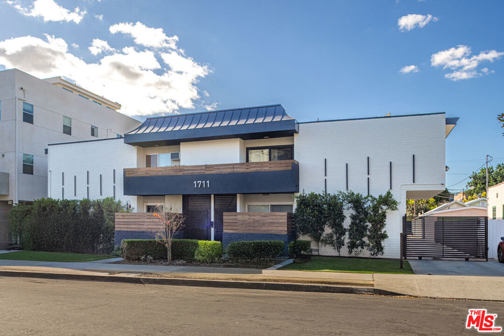 Residential Income for sale at 1711 Granville Avenue, Los Angeles CA featuring 14 beds and 15 baths