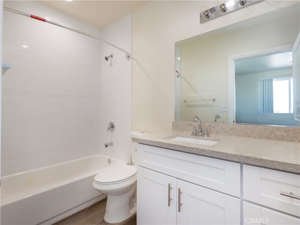 Residential Lease for rent at 20712 S Western Avenue 3, Torrance CA featuring 3 beds and 3 baths