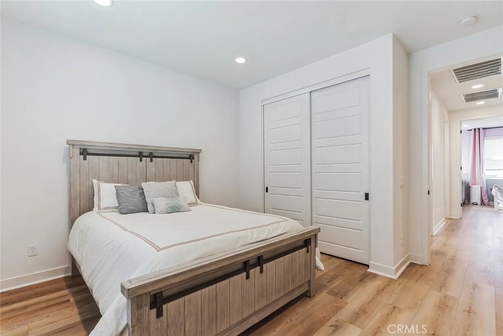 Residential Lease for rent at 17715 Hillside, Saugus CA featuring 4 beds and 4 baths