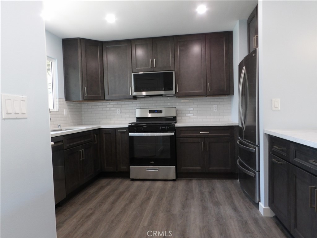 Residential Lease for rent at 2737 Burly Ave, Orange CA featuring 4 beds and 3 baths