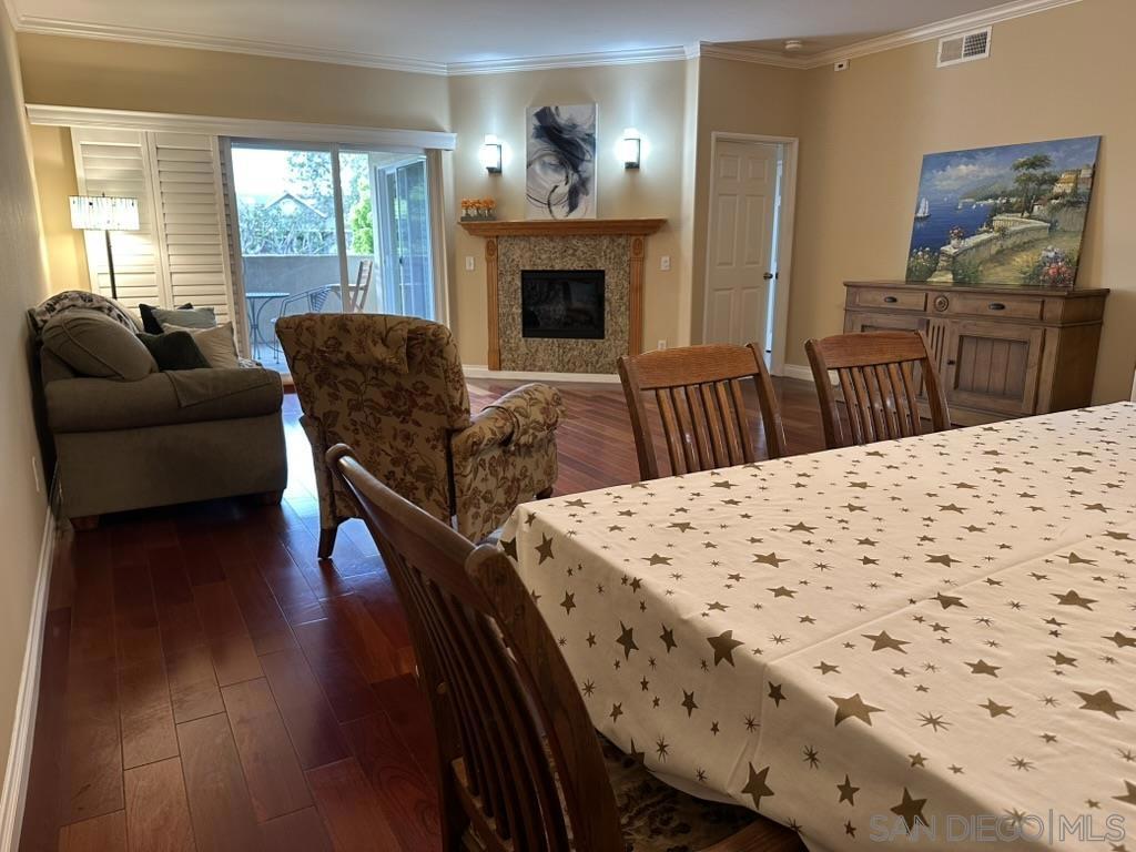 Residential Lease for rent at 404 N Horne St D-23, Oceanside CA featuring 3 beds and 2 baths