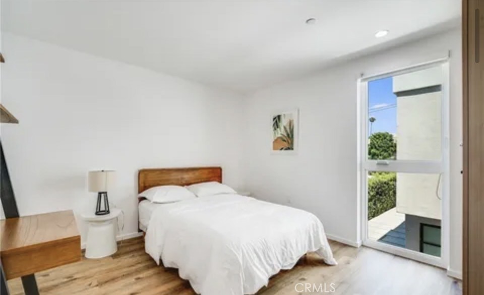 Residential Lease for rent at 1943 Carmen, Los Angeles, Los Angeles County CA featuring 3 beds and 3 baths