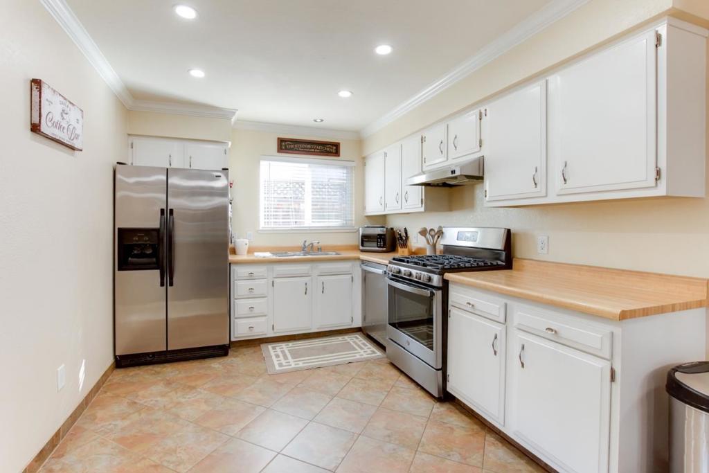 Residential for sale at 1035 C Street, Hollister CA featuring 3 beds and 2 baths