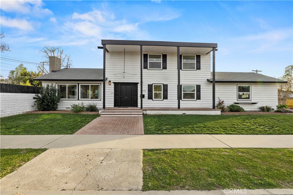 Residential for sale at 10228 Amestoy, Northridge CA featuring 4 beds and 3 baths