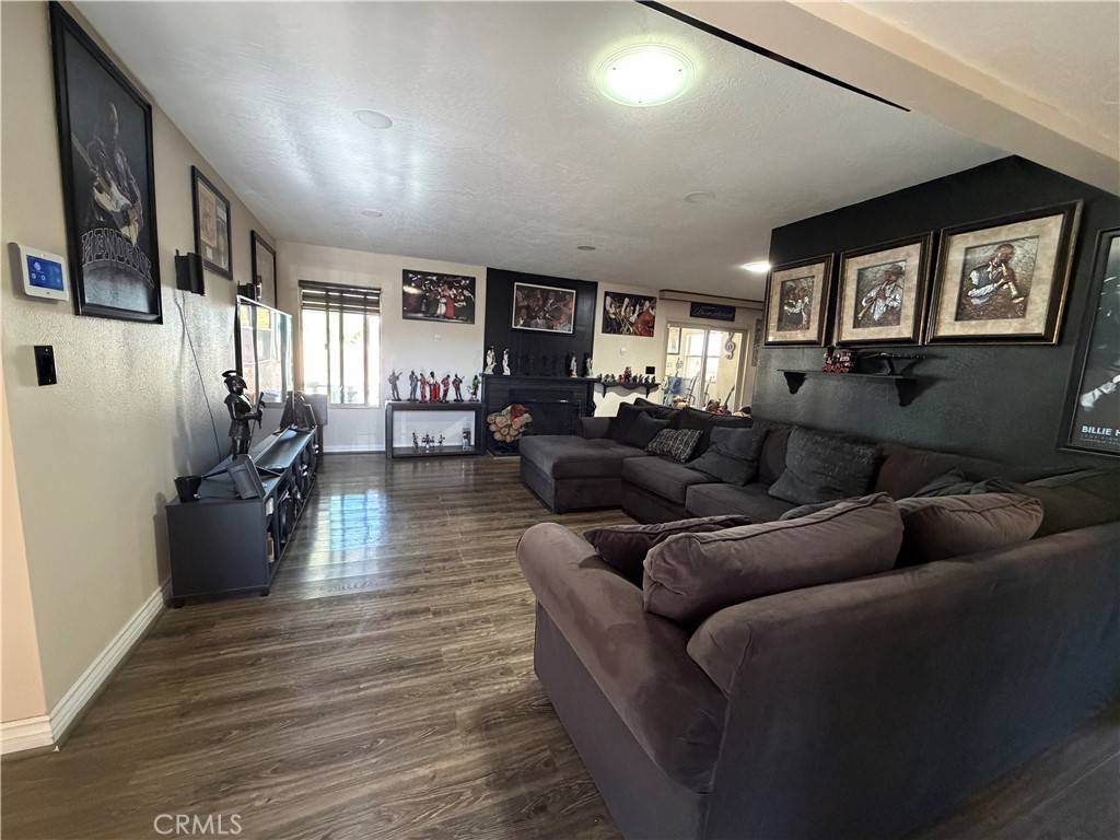 Residential for sale at 1517 De Anza Street, Barstow CA featuring 3 beds and 2 baths