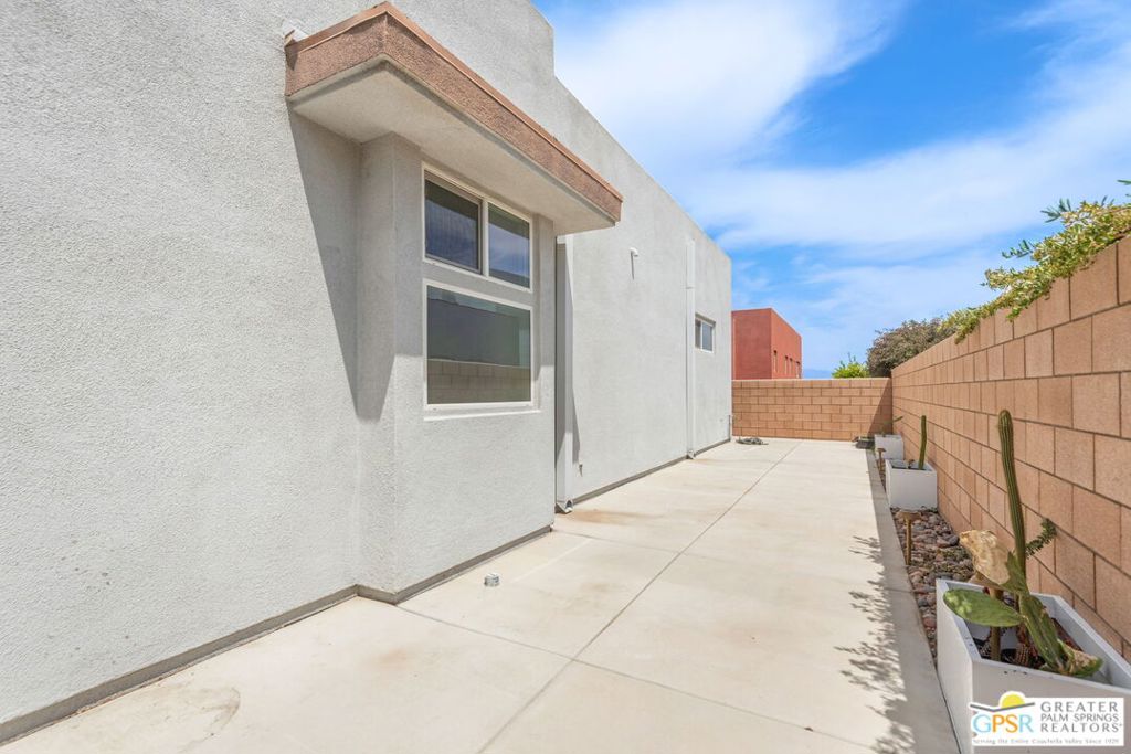 Residential for sale at 4934 Herzog Way, Palm Springs CA featuring 2 beds and 3 baths