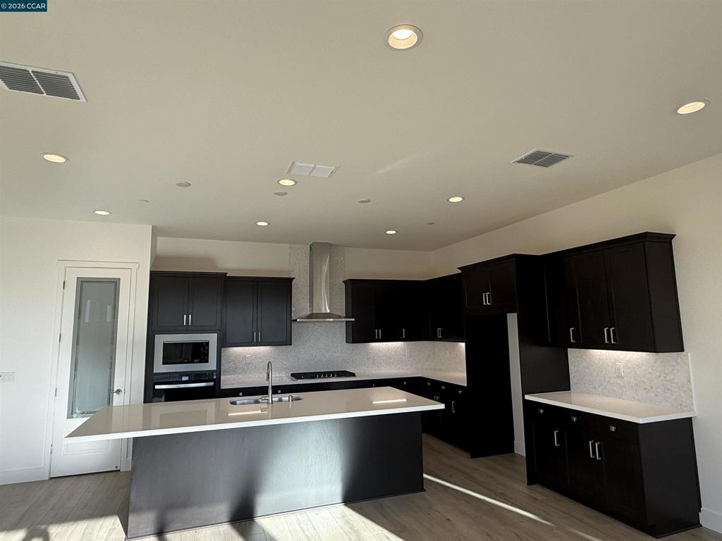 Residential for sale at 17479 Bushwick Lane, Lathrop CA featuring 5 beds and 3 baths