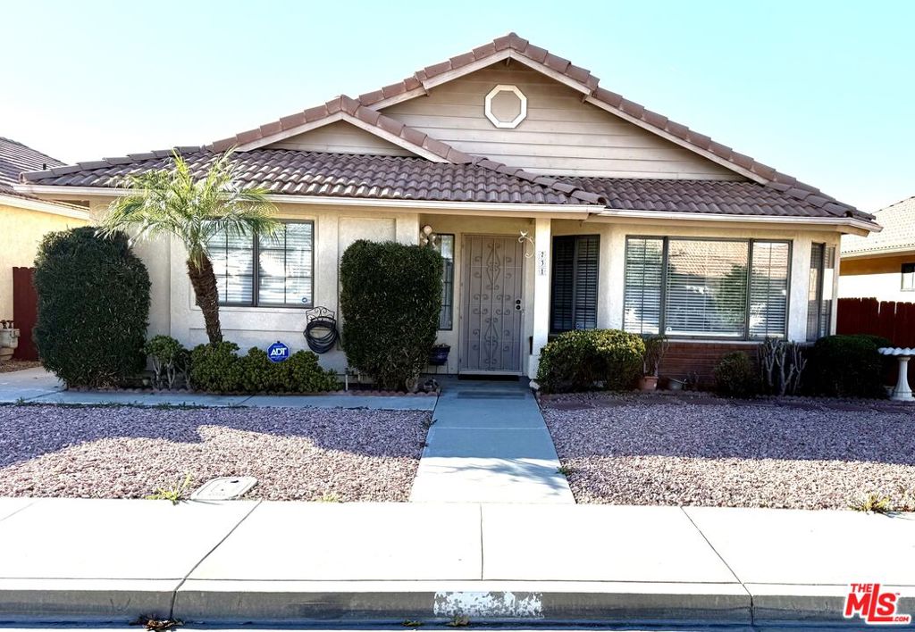 Residential for sale at 731 Via Linda Drive, Hemet CA featuring 2 beds and 2 baths