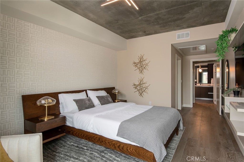Residential for sale at 380 Cordova Street 103, Pasadena CA featuring 2 beds and 2 baths