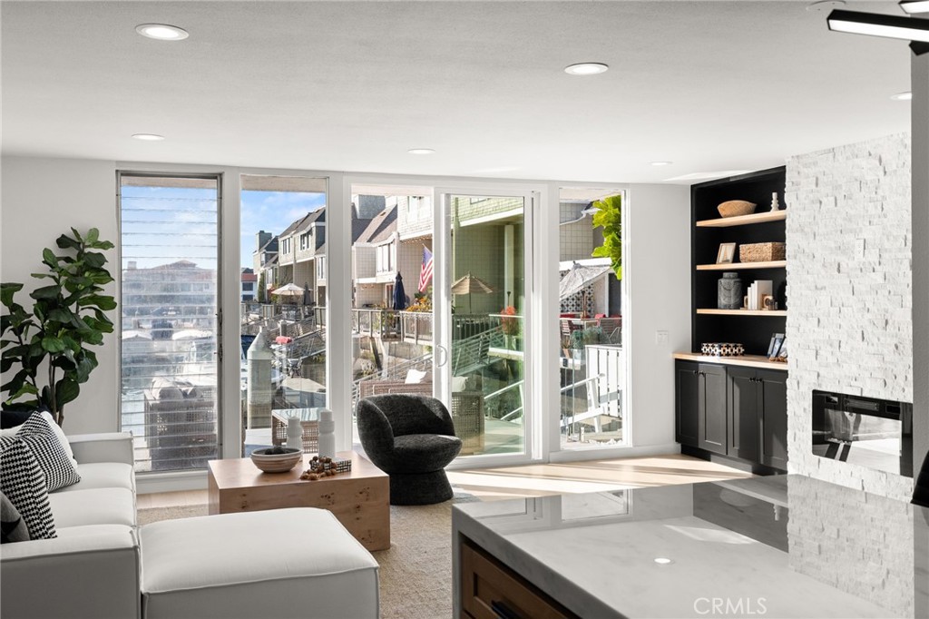 Residential for sale at 16435 Harbour Lane 13, Huntington Beach CA featuring 2 beds and 3 baths