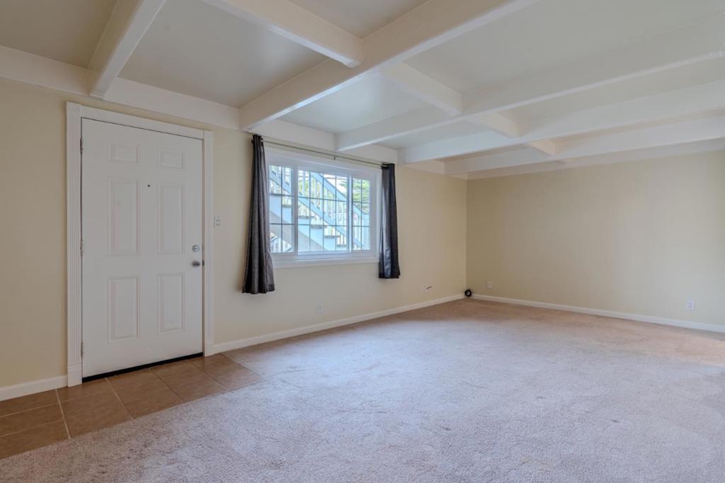 Residential Lease for rent at 102 Brighton Road 1, Pacifica, San Mateo County CA featuring 1 bed and 1 bath