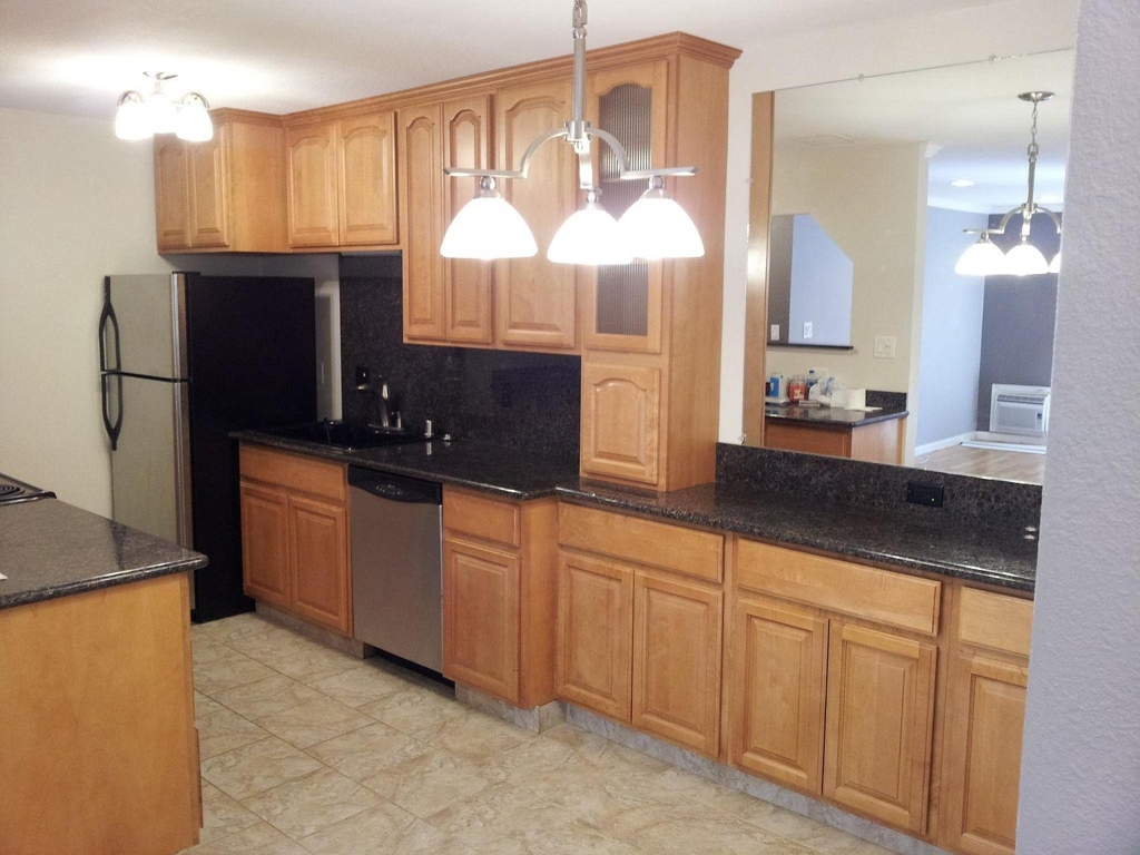 Residential Lease for rent at 101 Kinross, Walnut Creek CA featuring 1 bed and 1 bath