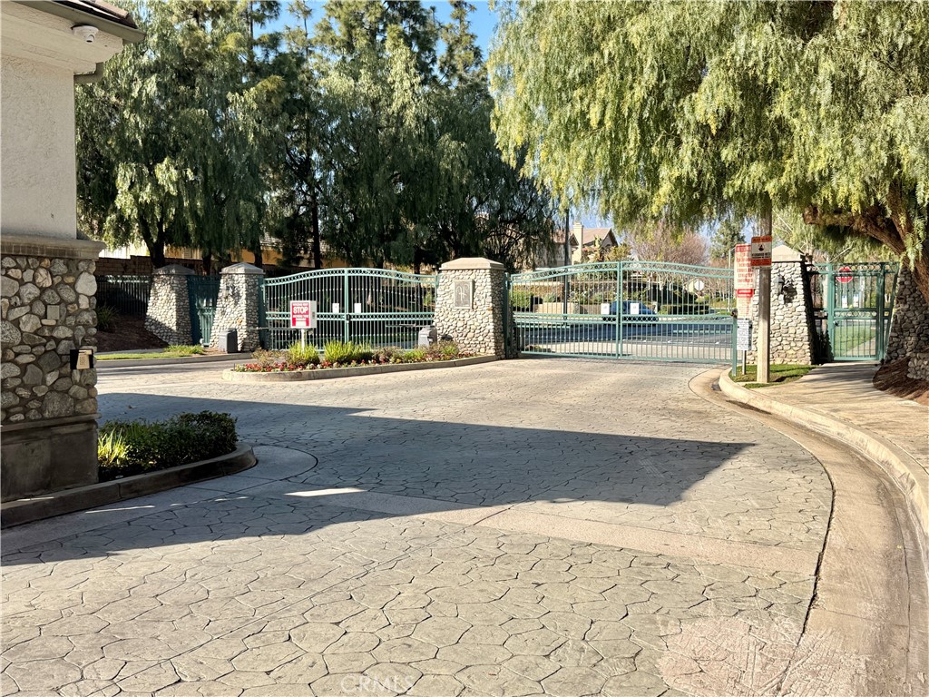 Residential Lease for rent at 9595 Shadowgrove Drive, Rancho Cucamonga CA featuring 5 beds and 3 baths