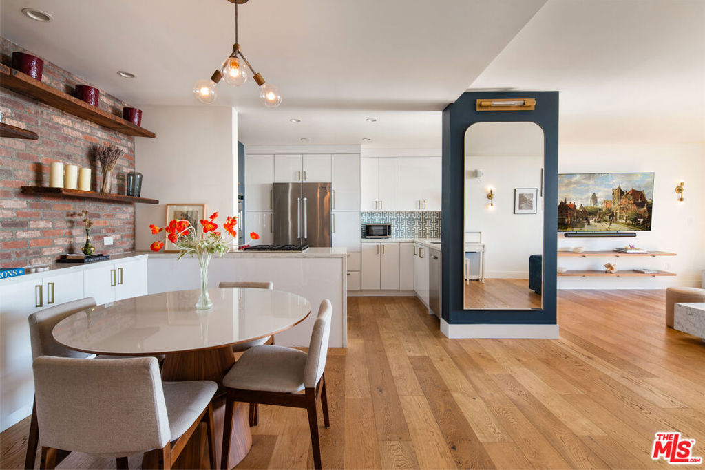 Residential for sale at 8787 Shoreham Drive 707, West Hollywood CA featuring 1 bed and 1 bath