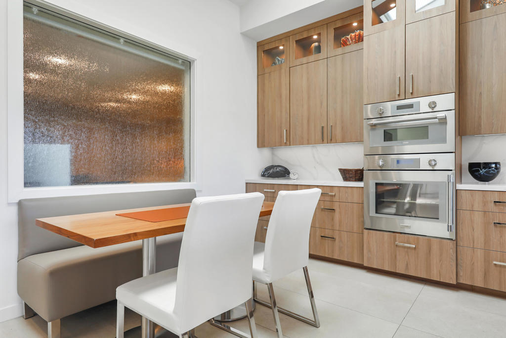 Residential for sale at 76 Old Ranch Road, Palm Desert CA featuring 2 beds and 4 baths