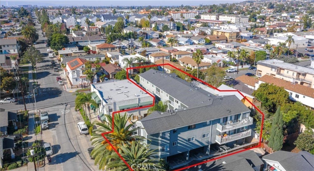 Residential Lease for rent at 1108 Termino 301, Long Beach, Los Angeles County CA featuring 2 beds and 1 bath