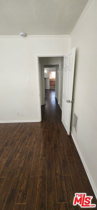 Residential Lease for rent at 1129 Queen Anne Place, Los Angeles, Los Angeles County CA featuring 2 beds and 2 baths