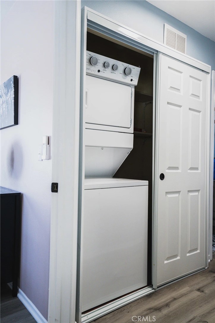 Residential Lease for rent at 204 Welcome Street, Los Angeles, Los Angeles County CA featuring 3 beds and 1 bath