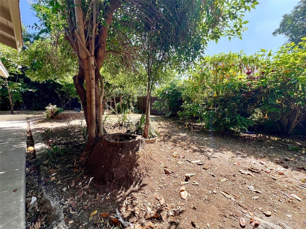 Residential Lease for rent at 835 E Howard St, Pasadena, Los Angeles County CA featuring 2 beds and 1 bath