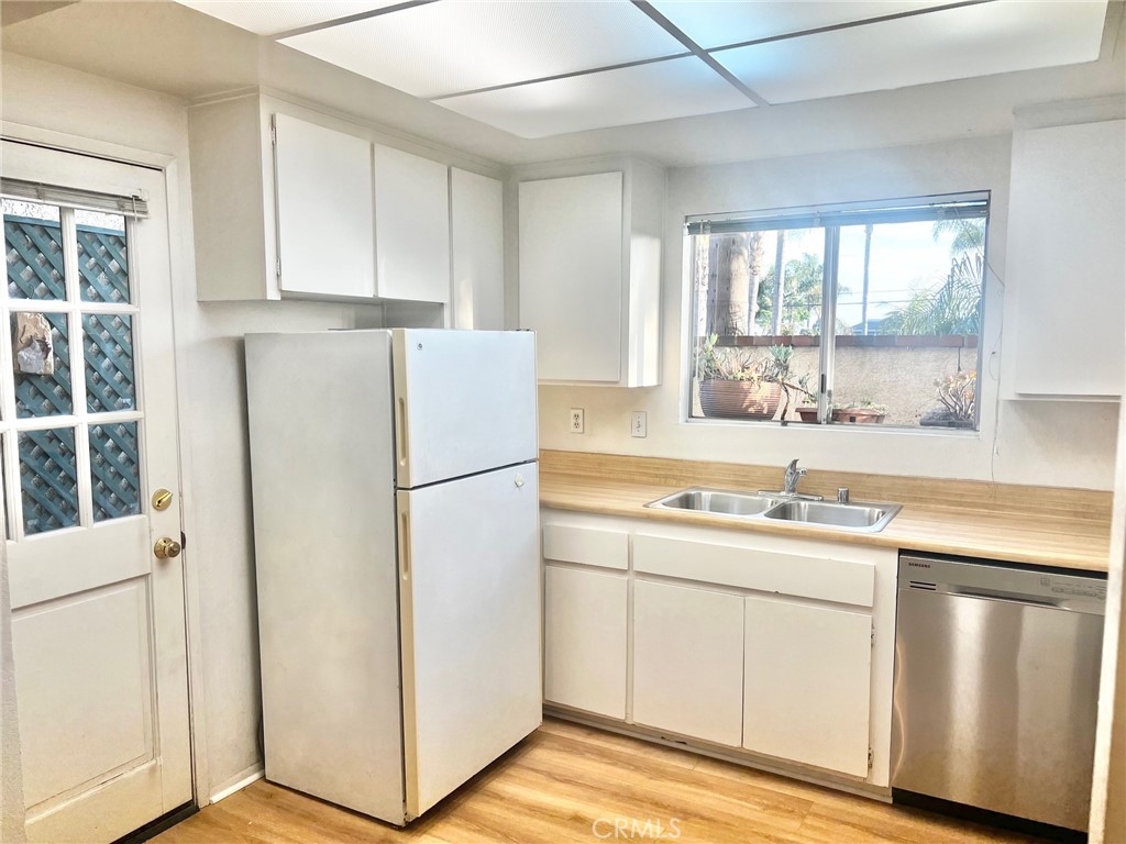 Residential Lease for rent at 33950 Golden Lantern Street A, Dana Point CA featuring 1 bed and 1 bath