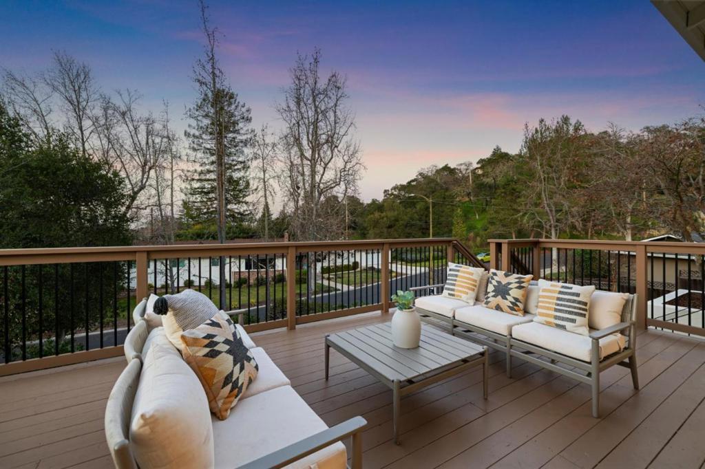 Residential for sale at 204 Vista De Sierra, Los Gatos CA featuring 3 beds and 2 baths
