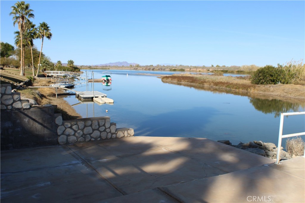 Manufactured In Park for sale at 1552 Hwy. 95, Blythe CA featuring 4 beds and 3 baths