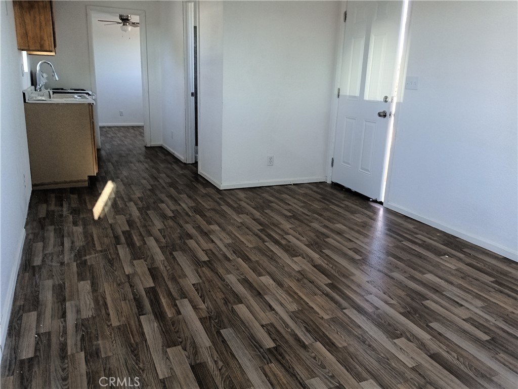 Manufactured In Park for sale at 30204 US Highway 58 2, Barstow CA featuring 1 bed and 1 bath