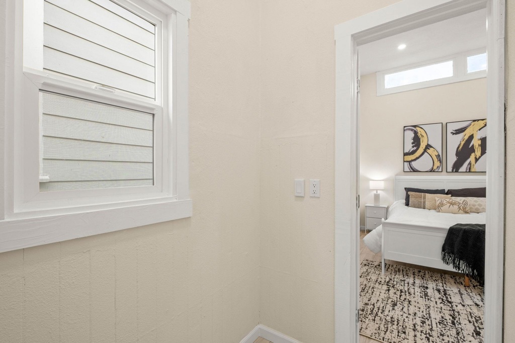 Residential Income for sale at 879 879 Wood St., Oakland CA