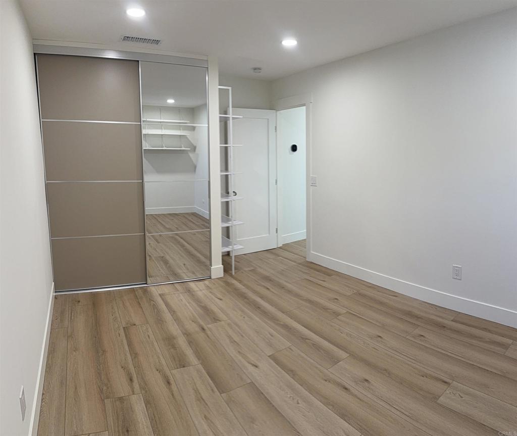 Residential Lease for rent at 930 Via Mil Cumbres, Solana Beach CA featuring 2 beds and 2 baths