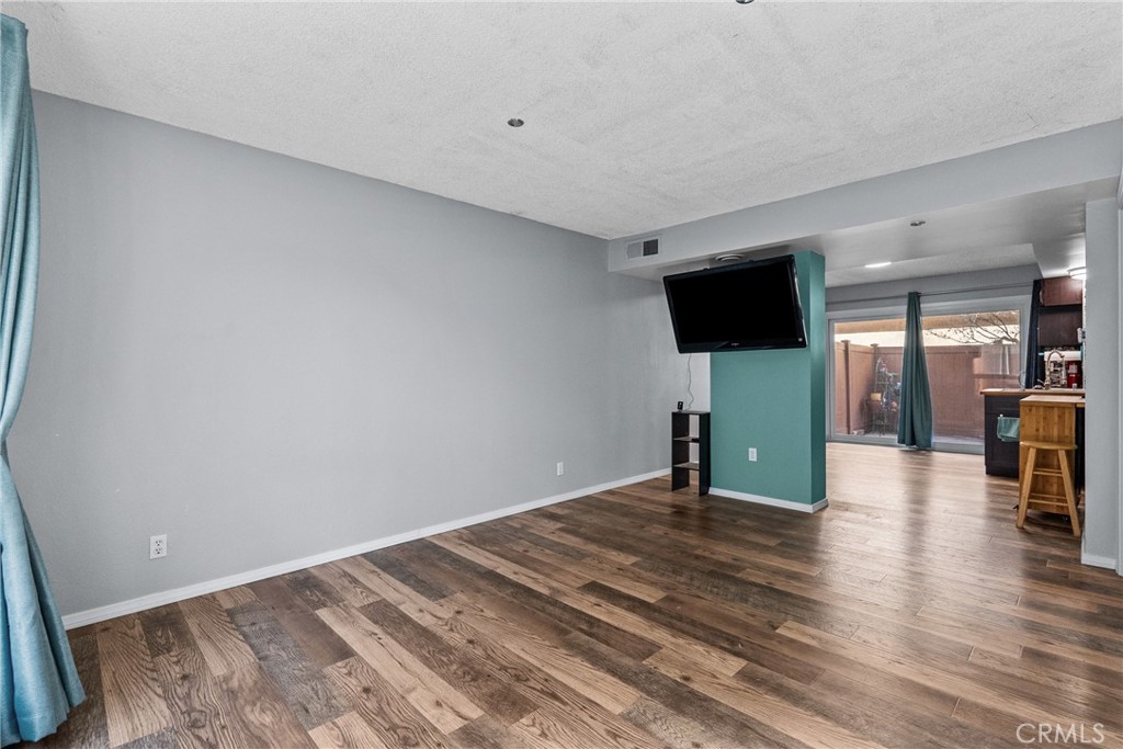 Residential Lease for rent at 4134 Yankee, Agoura Hills CA featuring 4 beds and 2 baths