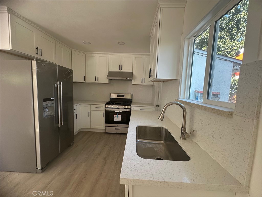 Residential Lease for rent at 119 Collwood, La Puente, Los Angeles County CA featuring 1 bed and 1 bath