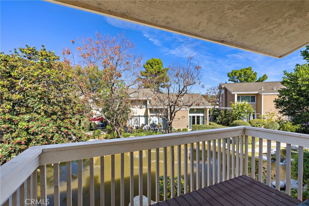 Residential for sale at 234 Pineview, Irvine CA featuring 1 bed and 1 bath