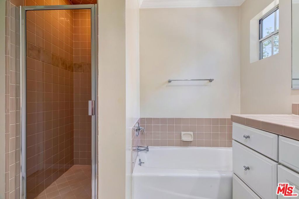 Residential Lease for rent at 7719 Hosford Avenue, Los Angeles, Los Angeles County CA featuring 3 beds and 2 baths