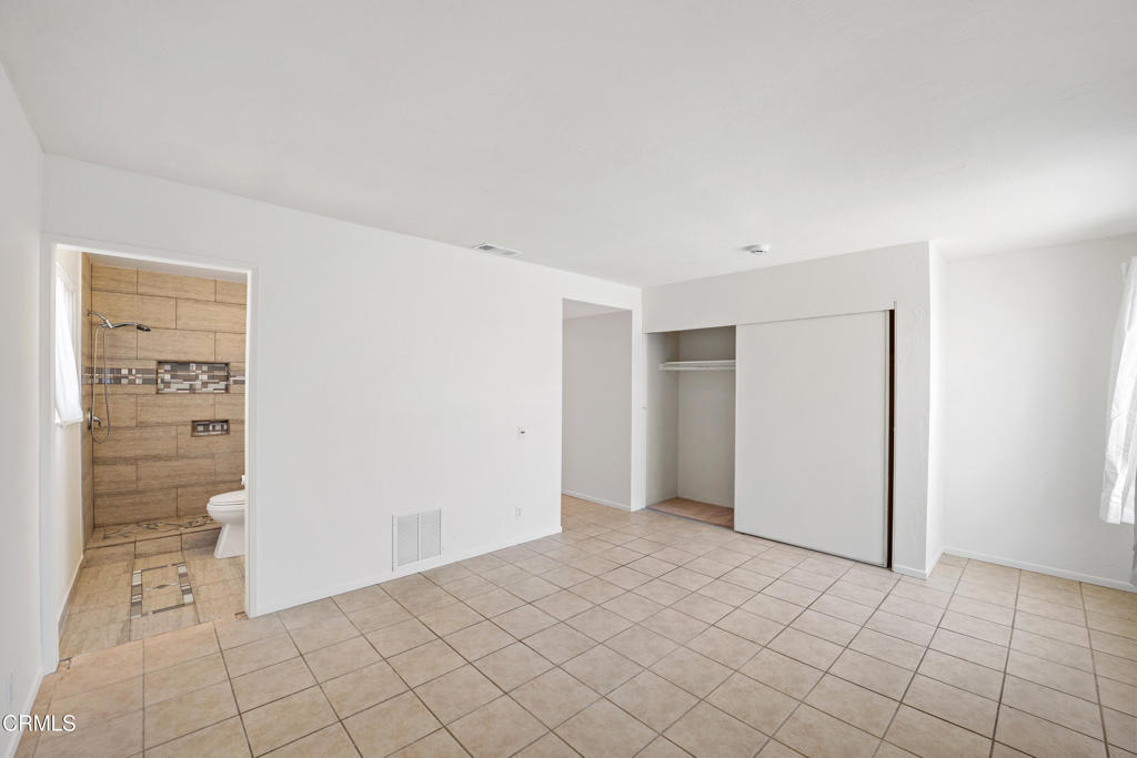 Residential Lease for rent at 1511 Fathom Drive, Oxnard CA featuring 4 beds and 2 baths